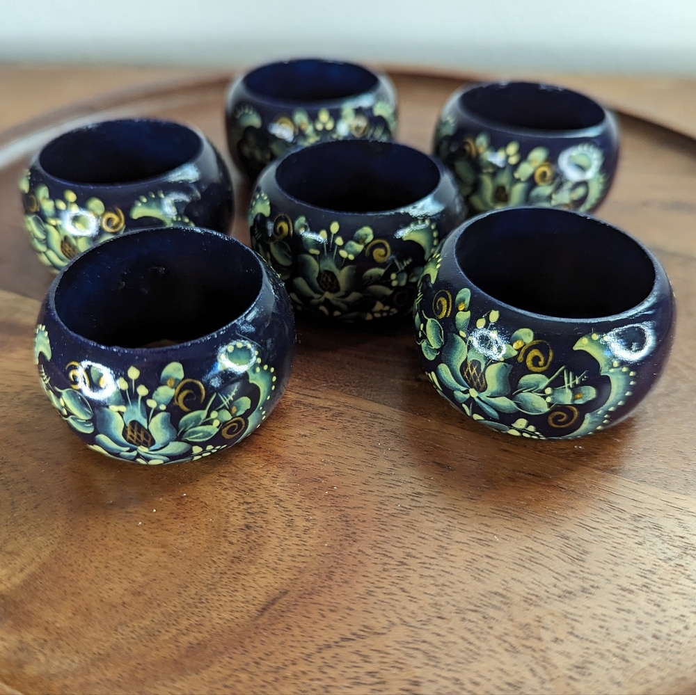 6 Vintage Hand Painted Wooden Napkin Rings Cobalt Blue Cream Lacquer Russian - Picture 6 of 6